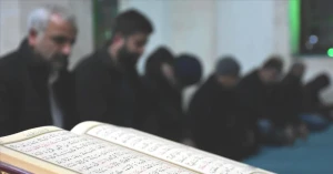 Kadir Gecesi Namazı Nasıl Kılınır? Diyanet'ten Önemli Detaylar!